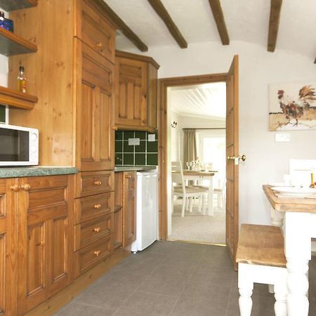 Bwthyn Bach Holiday Cottage Бала Екстериор снимка